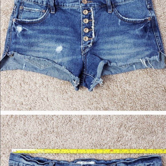 Free people distressed denim shorts. Size 28 - Picture 5 of 5